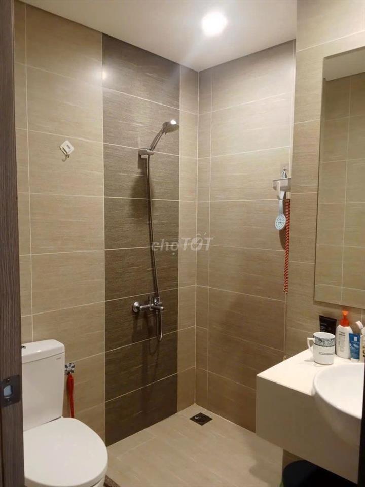 Cần tiền bán căn hộ view đẹp giá rẻ..