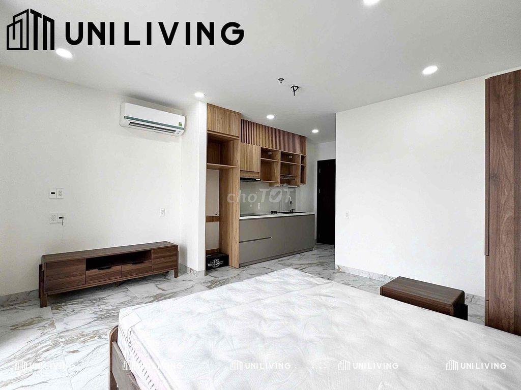 Studio banconl -40m2 - full nội thất - ngay chân cầu Sài Gòn -Quận 2
