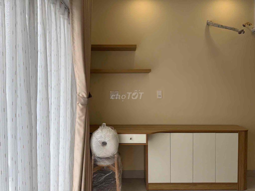 💵Mới trống - tách bếp banconl lớn hơn 35m2 - full nội thất - ánh sáng