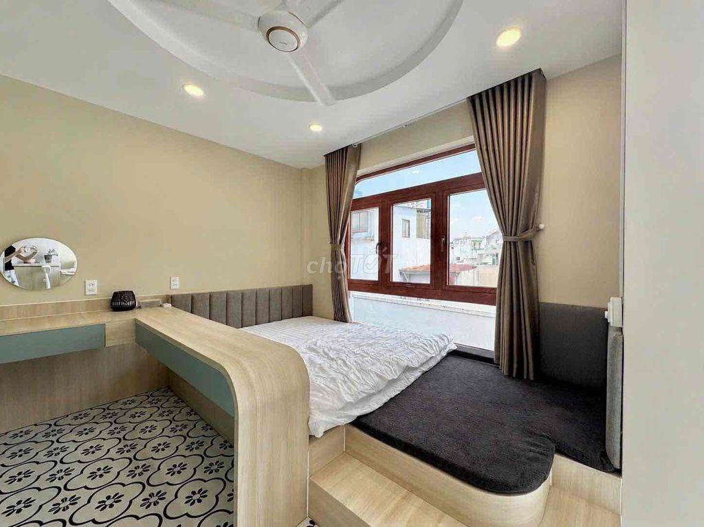 Studio banconl -  full nội thất mới - Slot ô tô - nhận pét