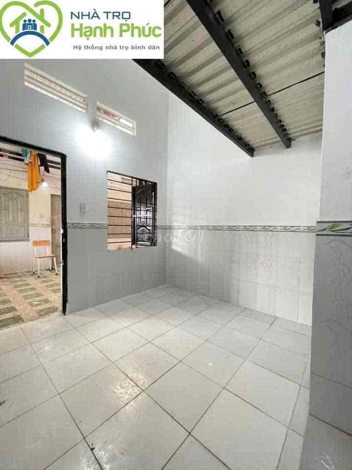 Phòng Trọ Giá Rẻ Ngay Ngã Tư Thủ Đức Gần Cao Đăng Công Thương