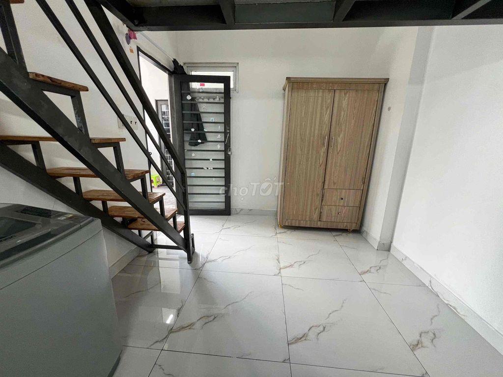 Cho Thuê Phòng Full Nội Thất Giá Rẻ Ngay Ngã Tư MK - Ngã Tư Thủ Đức