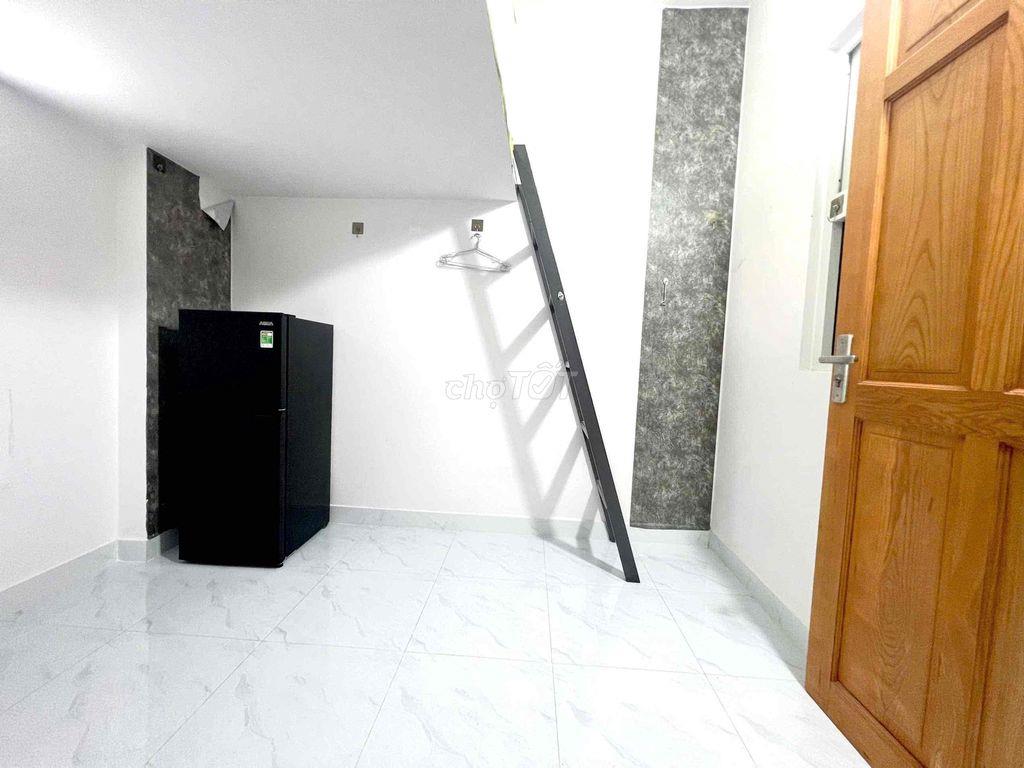 Phòng Trọ Giá Rẻ Full Nội Thất Ngay Ngã Tư Thủ Đức - HUB - UTE