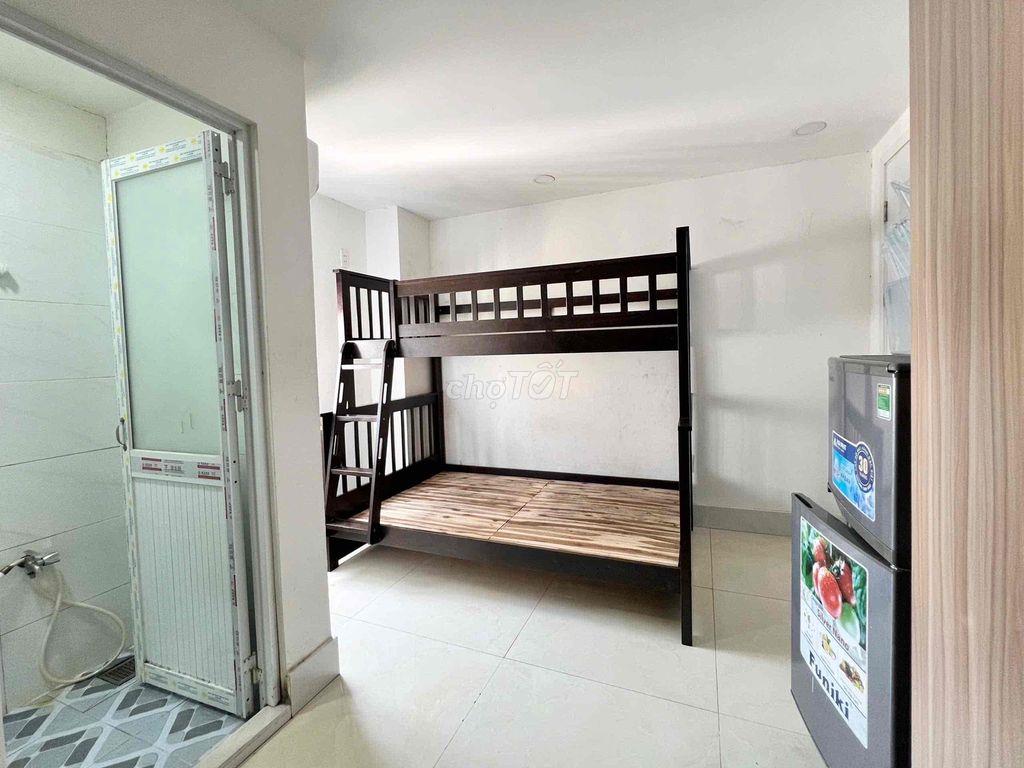 Phòng Trọ Giá Rẻ Full Nội Thất Gần UTE - Lê Văn Việt - PTIT - Khu CNC