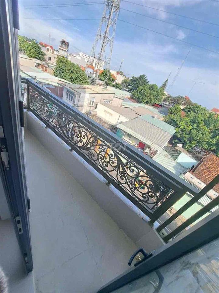 Căn Hộ 2 Phòng Ngủ Có Ban Công Nhận Pet Gần Khu CNC- Liên Phường - NDT