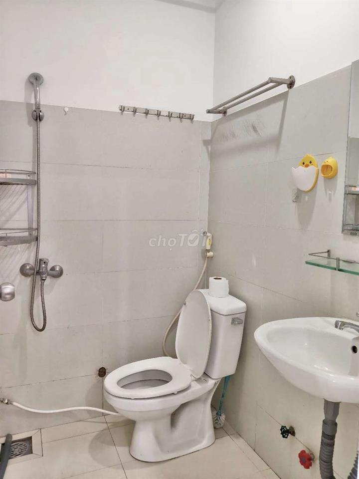 Cho thuê 1 PN, full nội thất, đường Liên Phường giáp Global City