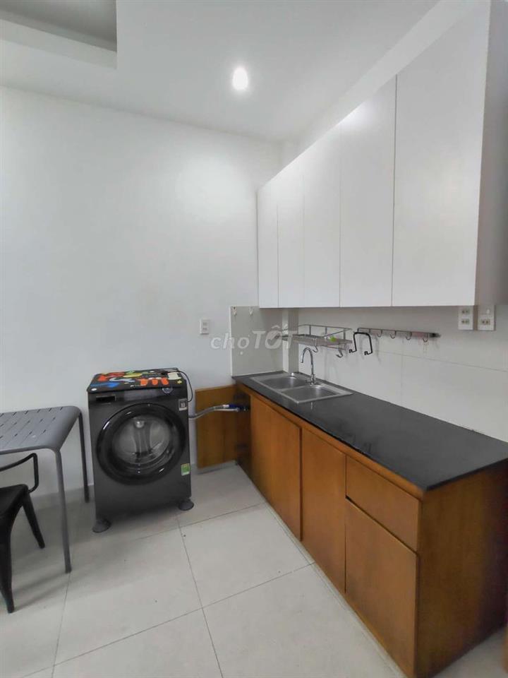 CHDV 1pn tách bếp full nội thất đường Liên Phường giáp Global City 