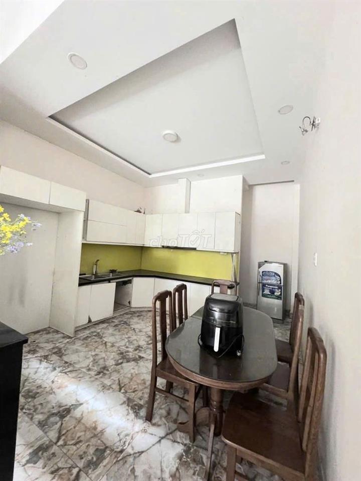 BÁN NHÀ MỚI ĐẸP 3 TẦNG P PHÚ HỮU GIÁP QUẬN 2-5,1 TỶ -SỔ HỒNG