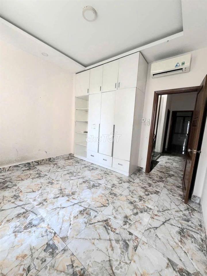 BÁN NHÀ MỚI ĐẸP 3 TẦNG P PHÚ HỮU GIÁP QUẬN 2-5,1 TỶ -SỔ HỒNG