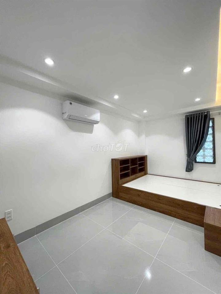 NHÀ 3 TẦNG 882- NGUYỄN DUY TRINH P PHÚ HỮU Q9 5,2 TỶ