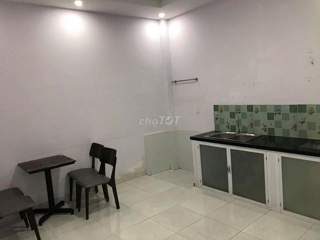 BÁN CĂN NHÀ 3 TẦNG KIÊN CỐ HXH DD836 P PHÚ HỮU QUẬN 9 SỔ HỒNG