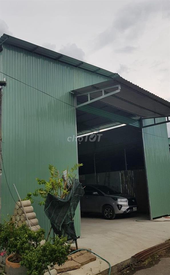 CHÍNH CHỦ- KHO XƯỞNG NHẸ VX PHÚ HỮU QUẬN 9 200M2 10TR