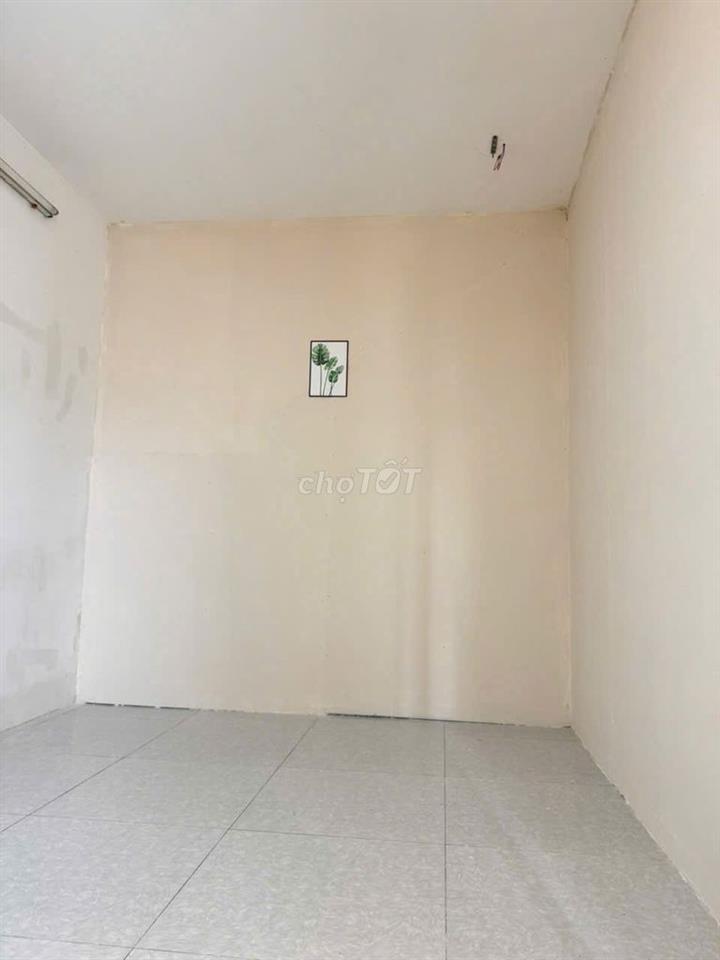 CHO THUÊ PHÒNG TRỌ 2,5TR GẦN KHU CÔNG NGHỆ CAO Q9 CÓ MÁY LẠNH