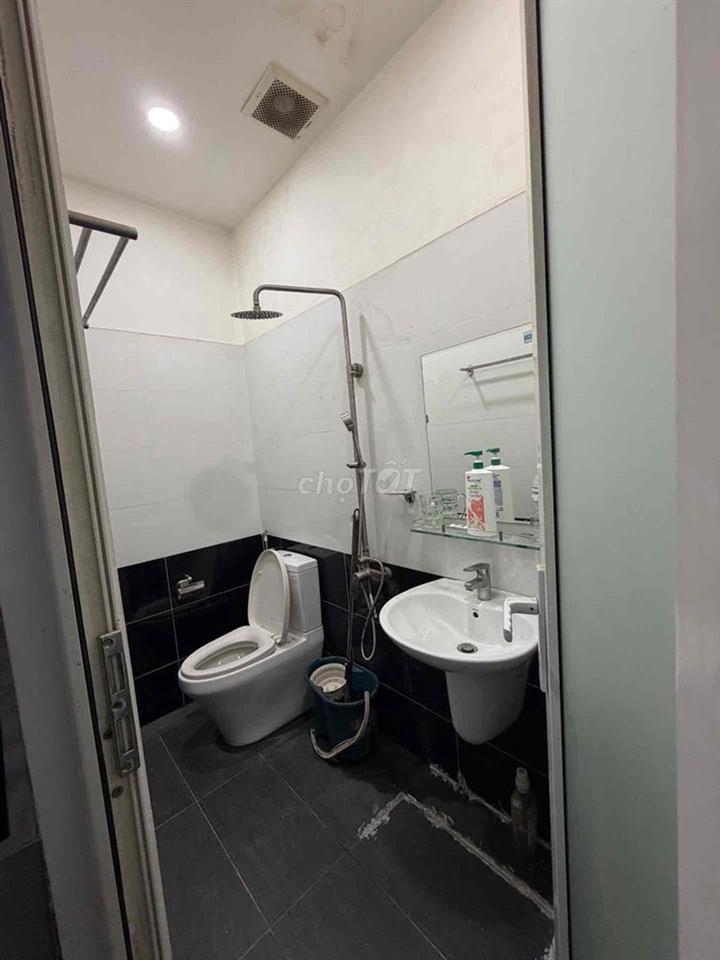 Bán nhà 4 tầng 133m2 như hình Dự án RioCentro Gò Cát 8 tỷ