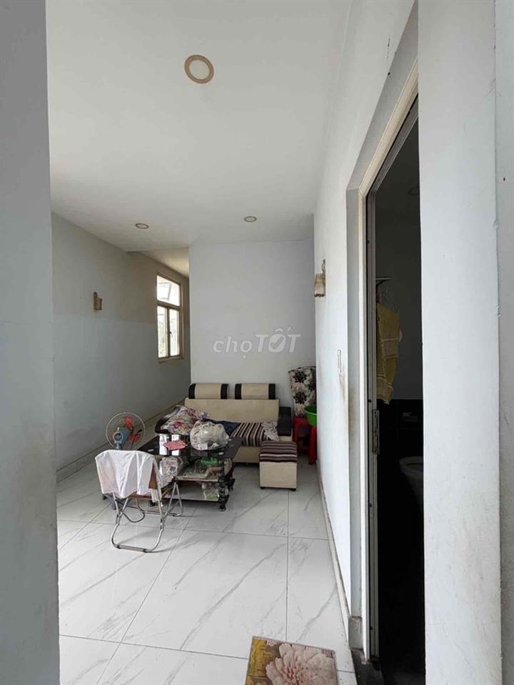 Bán nhà 4 tầng 133m2 như hình Dự án RioCentro Gò Cát 8 tỷ