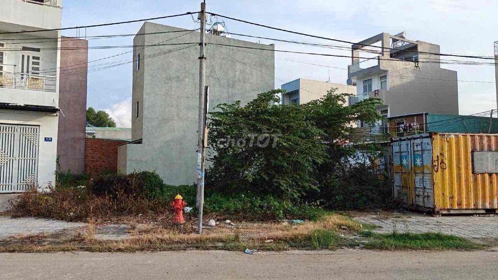 Đất Phú Hữu Long Trường Quận 9 62m2 3 tỷ sổ hồng đường 20m