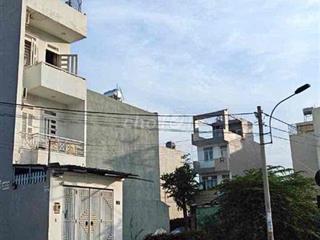 Đất Phú Hữu Long Trường Quận 9 62m2 3 tỷ sổ hồng đường 20m