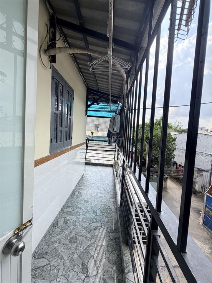 NHÀ 1/ NGUYỄN DUY TRINH P PHÚ HỮU QUẬN 9 49,5M2 2 TẦNG 4,6 TỶ TL