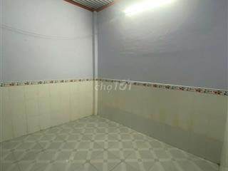 chính chủ cho thuê nhà gần vòng xoay phú hữu quận 9 7tr 3pn