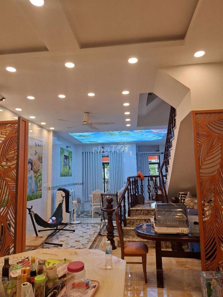 Cho Thuê nhà 35Tr TL Nội Thất 1Trệt 3Lầu có 3PN và 1 Sàn Trống làm VP
