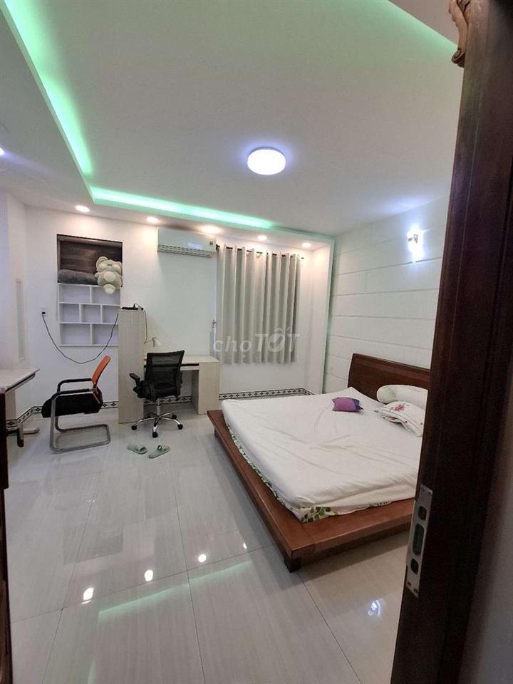 Cho Thuê nhà 35Tr TL Nội Thất 1Trệt 3Lầu có 3PN và 1 Sàn Trống làm VP