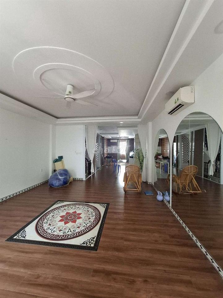 Cho Thuê nhà 35Tr TL Nội Thất 1Trệt 3Lầu có 3PN và 1 Sàn Trống làm VP