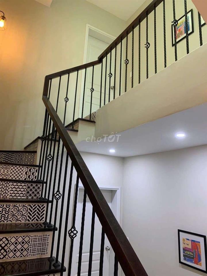 Cho Thuê Nhà Phố Nội Thất Như Hình 1Trệt 3Lầu 5PN Giá 35tr Tháng