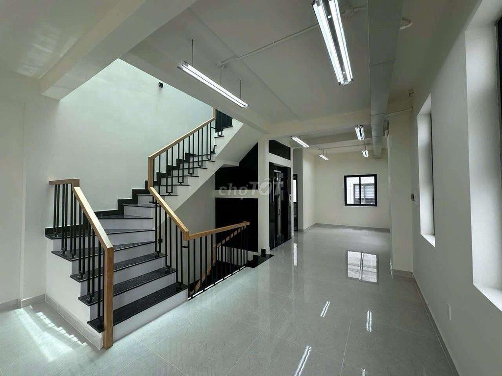 Cho Thuê Shophouse hoàn thiện 1Trệt 4Lầu Có Thang Máy MT Đ.Song Hành 