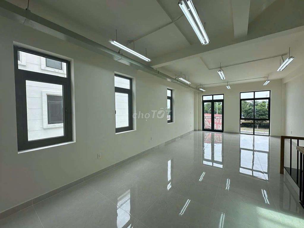 Cho Thuê Shophouse hoàn thiện 1Trệt 4Lầu Có Thang Máy MT Đ.Song Hành 
