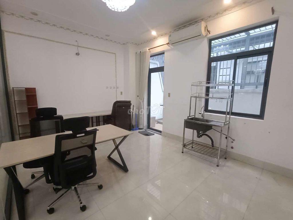 Cho Thuê Nhà Phố Ở Kết Hợp Làm Văn Phòng VIEW Hồ Tại KĐT Lakeview Cty 