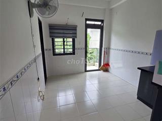 Cho thuê phòng đôi giáp Bình Thạnh và cầu Bình Triệu