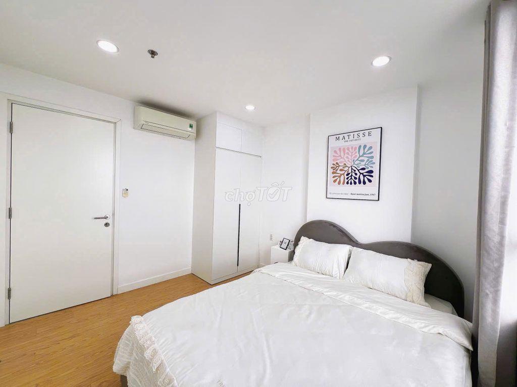 Trống sẵn ở ngay View sông 2PN tại Masteri Thảo Điền - Đầy đủ nội thất
