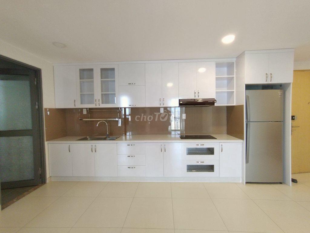 Có sẵn NỘI THẤT CƠ BẢN 2PN tại Masteri Thảo Điền - view thoáng mát