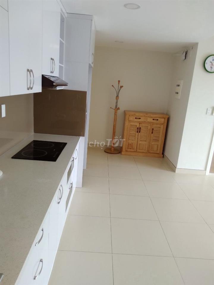 Có sẵn NỘI THẤT CƠ BẢN 2PN tại Masteri Thảo Điền - view thoáng mát