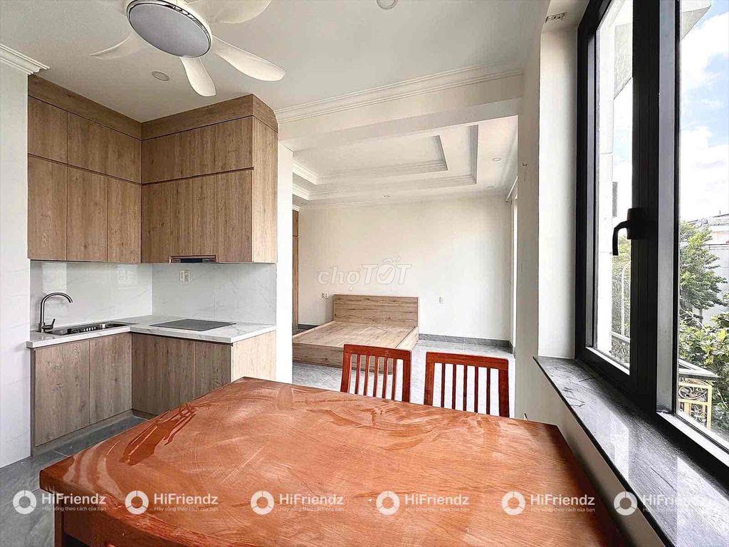 Studio - ban công - tách bếp rộng rãi siêu siêu thoáng mát