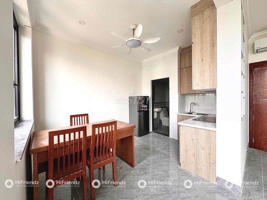 Studio - ban công - tách bếp rộng rãi siêu siêu thoáng mát
