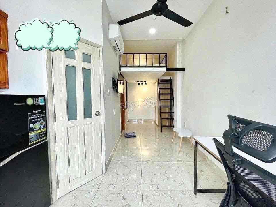 DUPLEX NGAY NGUYỄN THỊ ĐỊNH - BAN CÔNG - GIỜ GIẤC TỰ DO