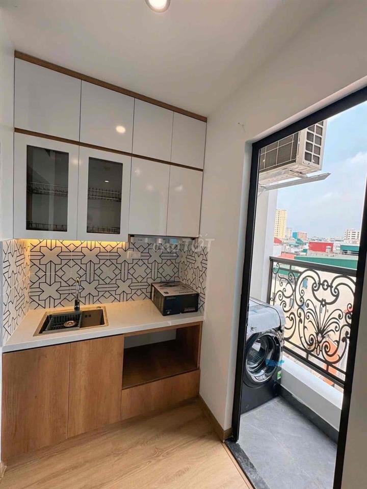 Studio ban công tại khu nhà phố