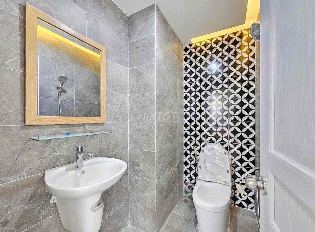 Studio ban công tại khu nhà phố