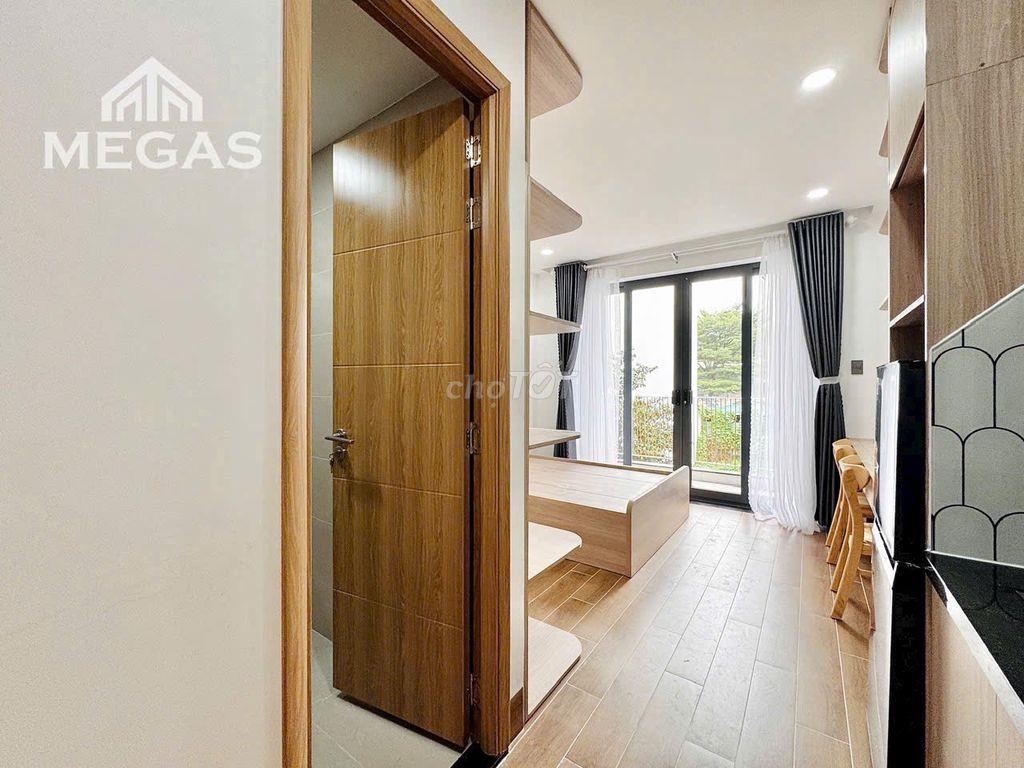 Siêu Phẩm Stuido Bancol Siêu Luxury Ngay Ngã Tư Thủ Đức 