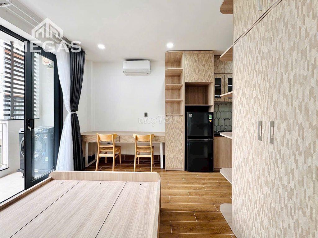 Siêu Phẩm Stuido Bancol Siêu Luxury Ngay Ngã Tư Thủ Đức 