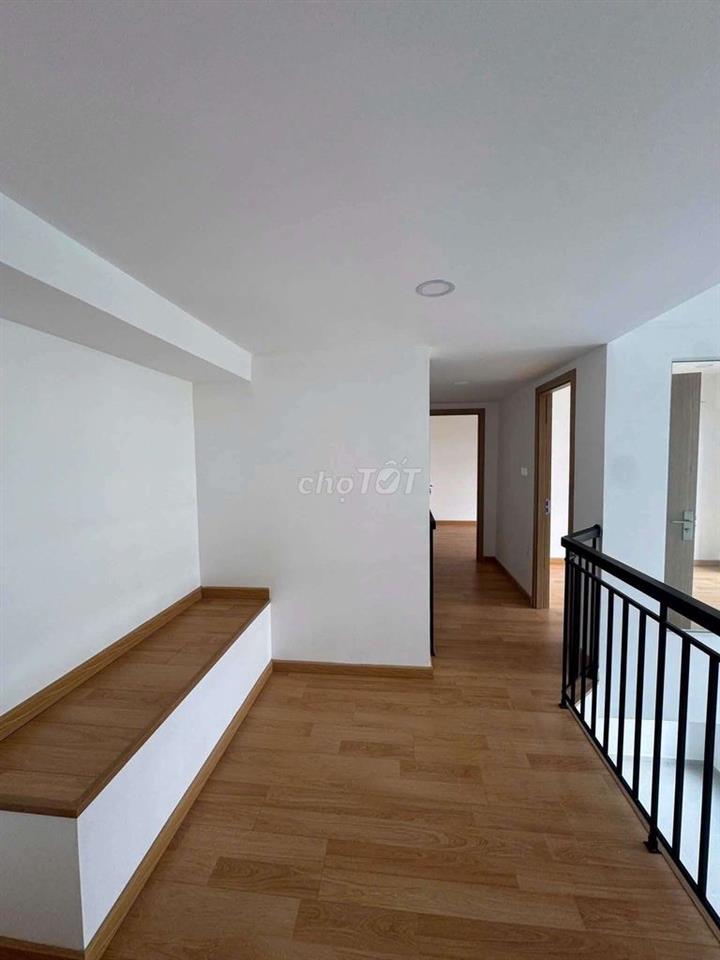 Giá 10tr căn duplex 3pn2wc. nhà trống sẵn