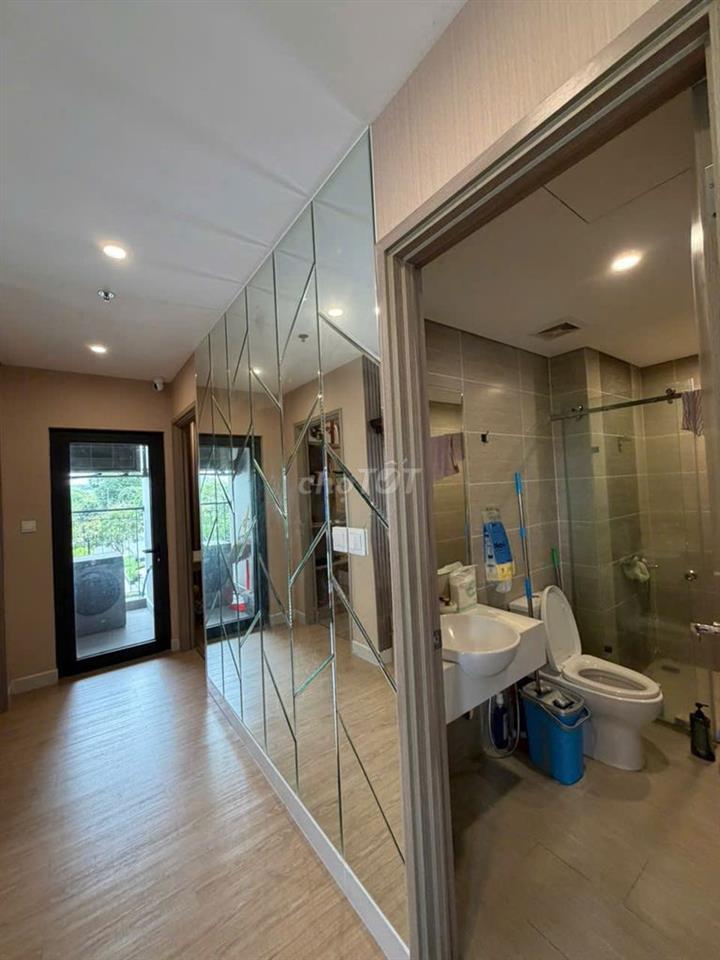 10tr, 2 phòng ngủ, nội thất LUXURY, S8.01 Vinhome quận 9 grank park