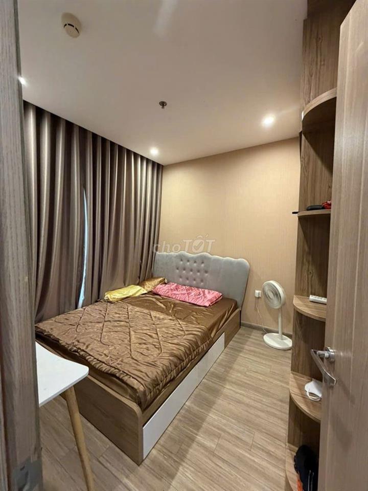 10tr, 2 phòng ngủ, nội thất LUXURY, S8.01 Vinhome quận 9 grank park