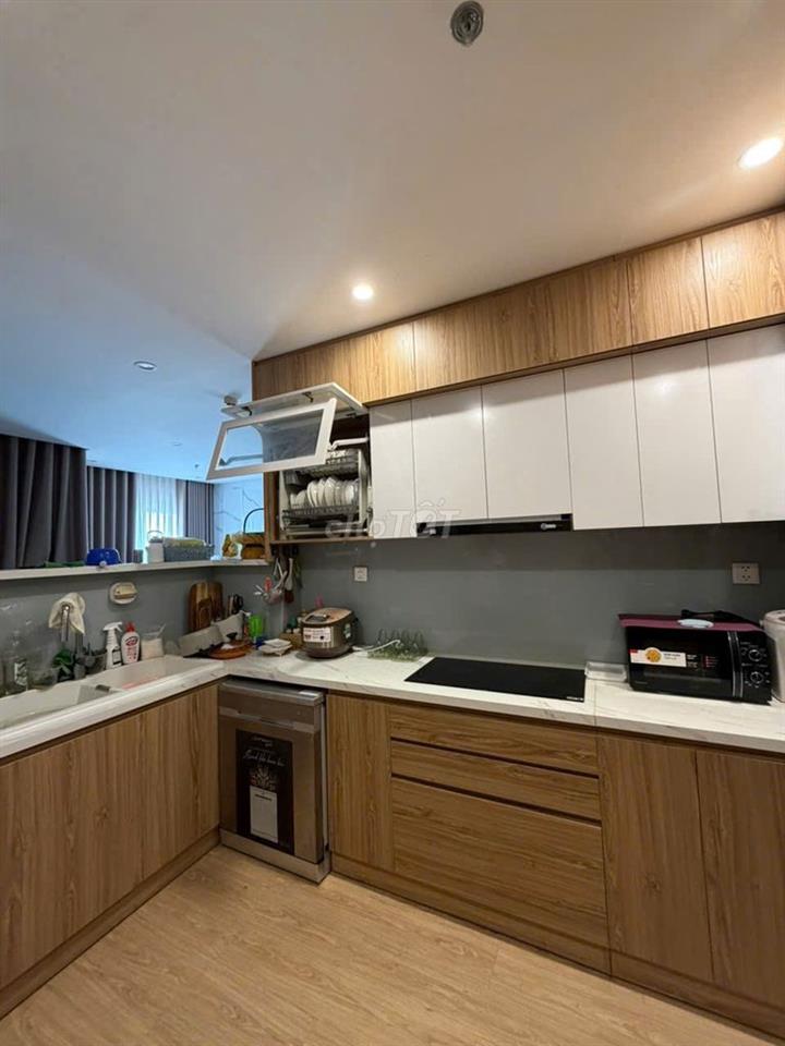 10tr, 2 phòng ngủ, nội thất LUXURY, S8.01 Vinhome quận 9 grank park