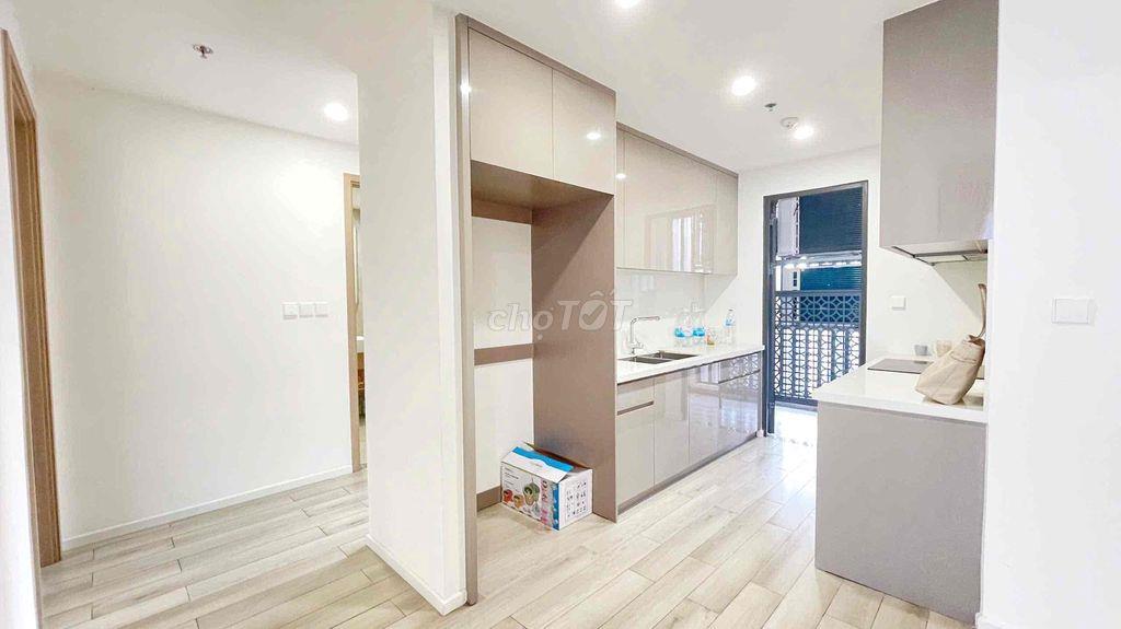 Cho thuê căn hộ 2PN Bếp rèm Masteri Centre Point E2 - 9,5 triệu