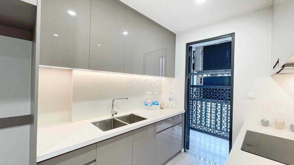 Cho thuê căn hộ 2PN Bếp rèm Masteri Centre Point E2 - 9,5 triệu