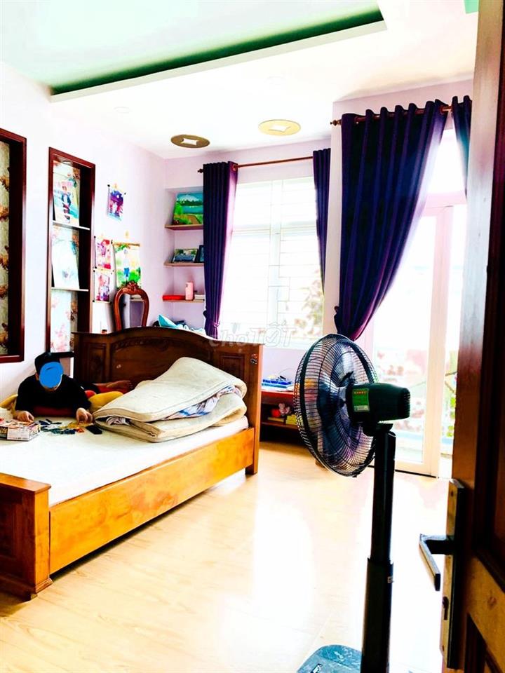 Giảm 1tr! Nhà nguyên căn 3 tầng full nội thất gần Bệnh viện ĐK Thủ Đức