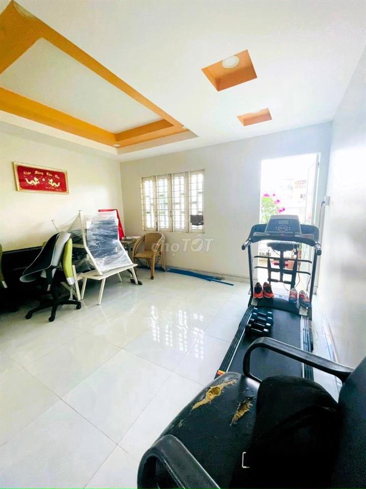Giảm 1tr! Nhà nguyên căn 3 tầng full nội thất gần Bệnh viện ĐK Thủ Đức