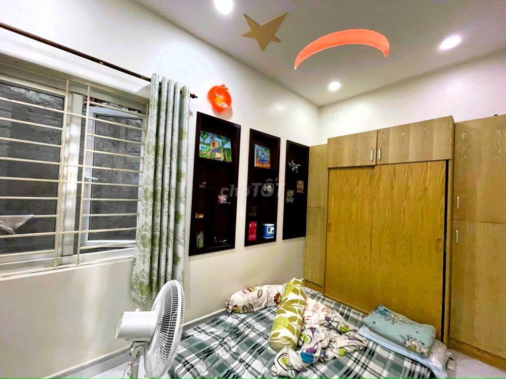 Giảm 1tr! Nhà nguyên căn 3 tầng full nội thất gần Bệnh viện ĐK Thủ Đức